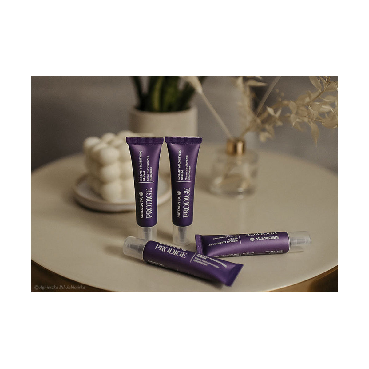 Fiole pentru parul deteriorat Medavita Prodige, regenerarea si intarire fibra parului, 4x15ml